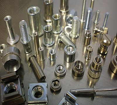 bolts and nuts, hex bolts, lag bolts, eye bolts, J-bolts, set screws, U-bolts, shoulder bolts, thread cutting, machine screws